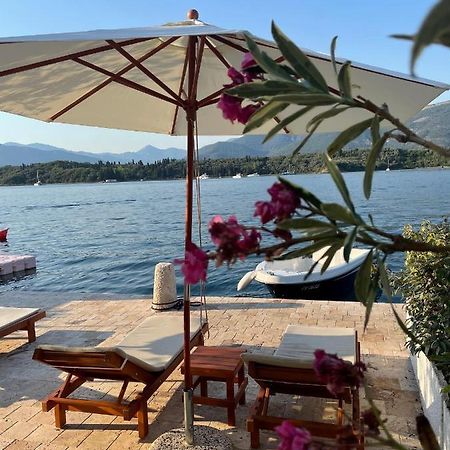 Apartments Maestral Tivat Bagian luar foto