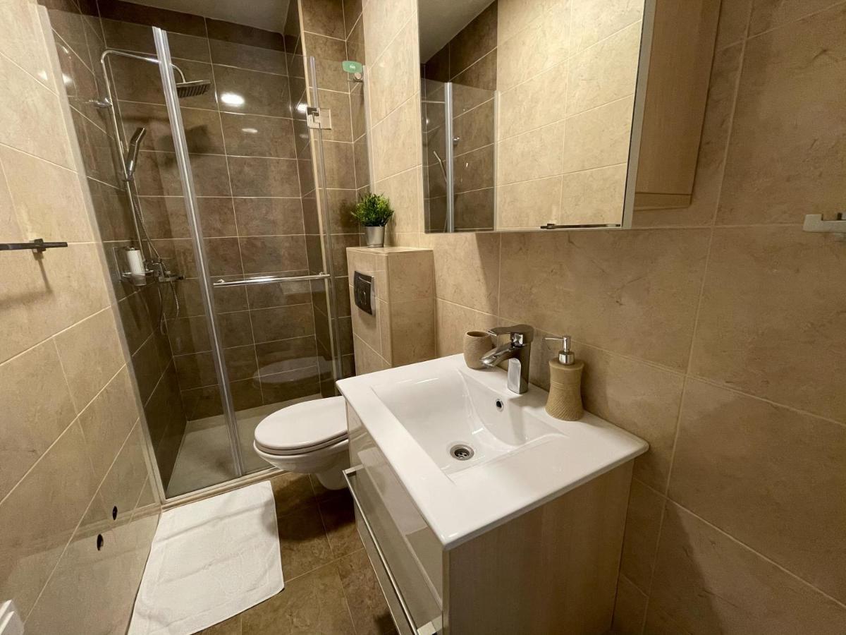 Apartments Maestral Tivat Bagian luar foto