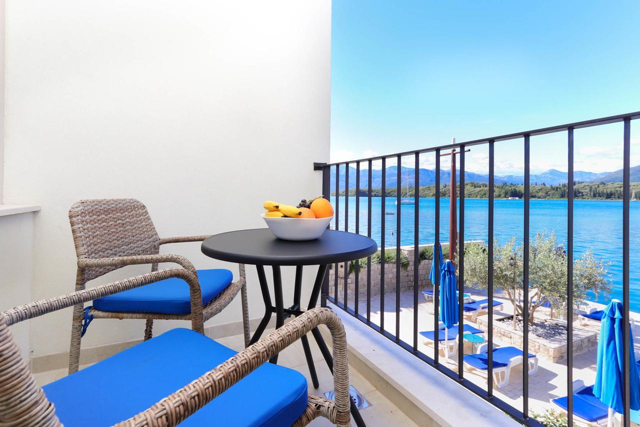 Apartments Maestral Tivat Bagian luar foto