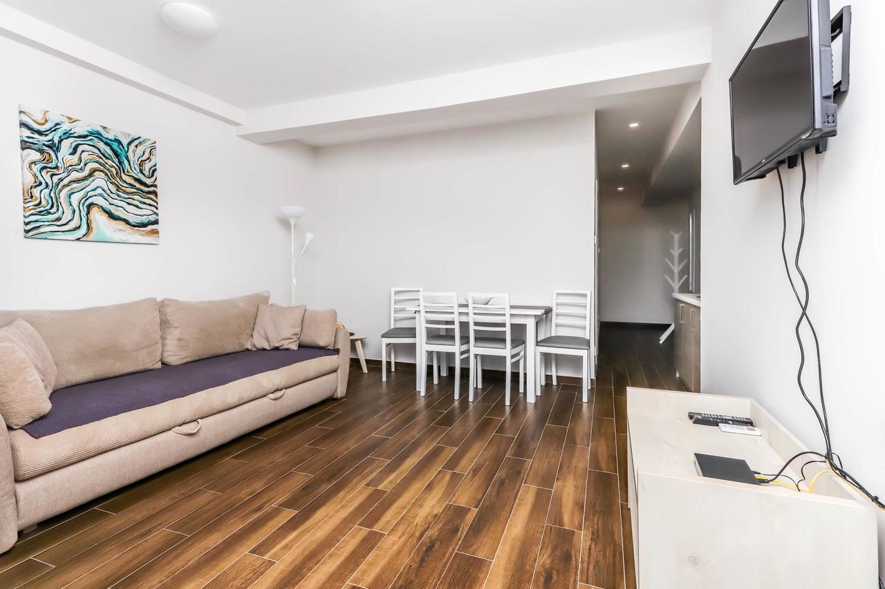 Apartments Maestral Tivat Bagian luar foto