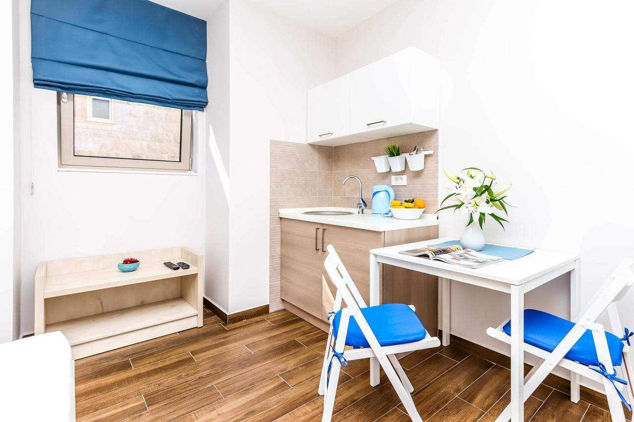 Apartments Maestral Tivat Bagian luar foto