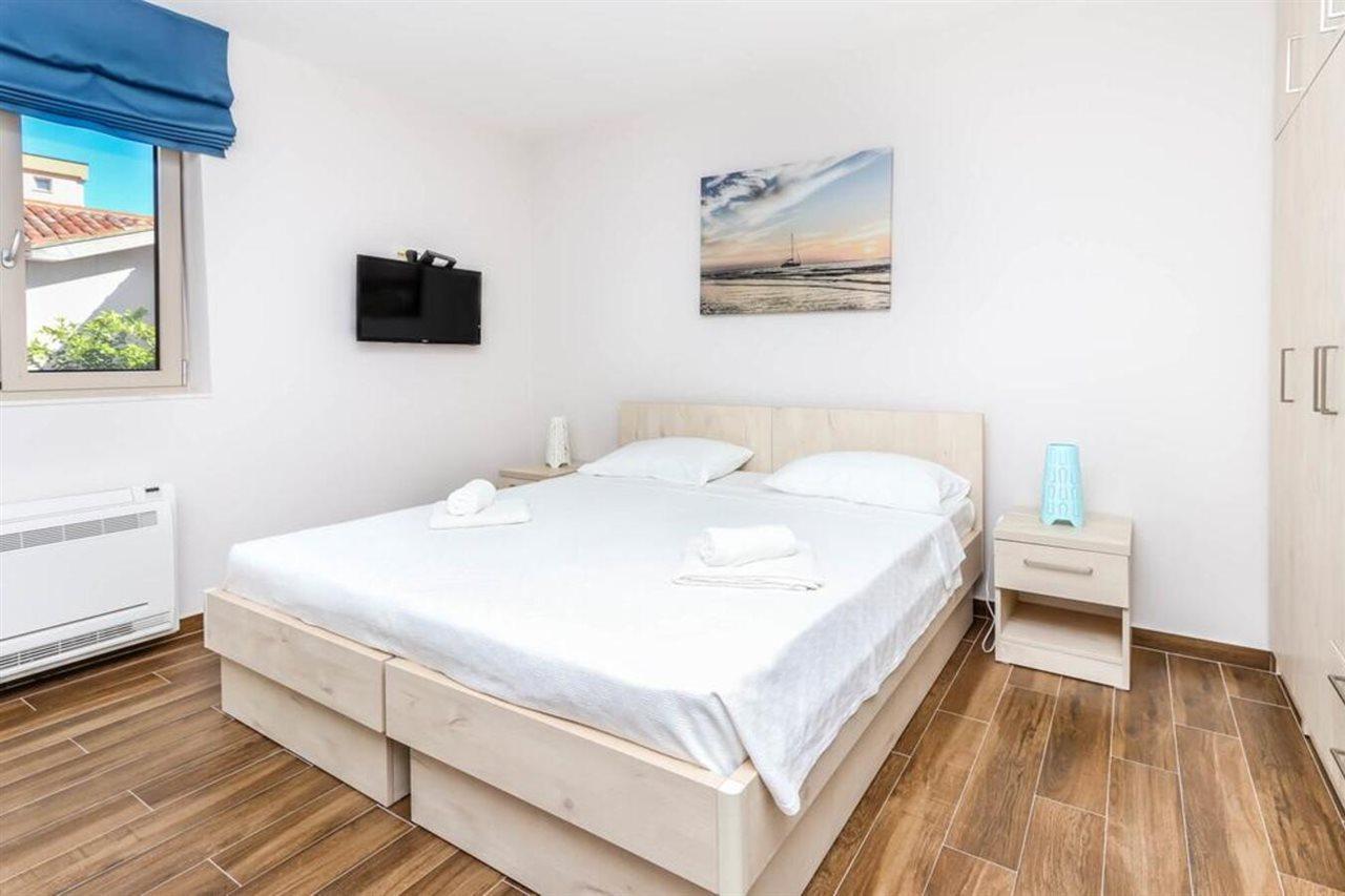 Apartments Maestral Tivat Bagian luar foto