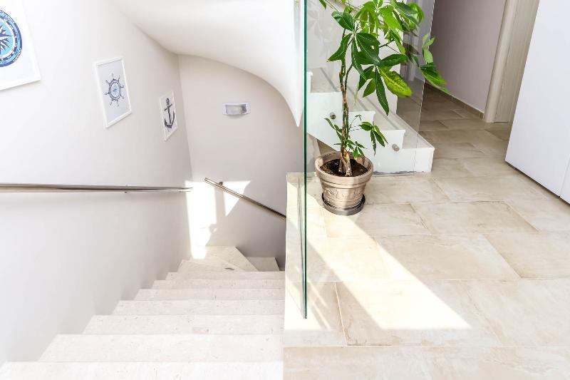 Apartments Maestral Tivat Bagian luar foto